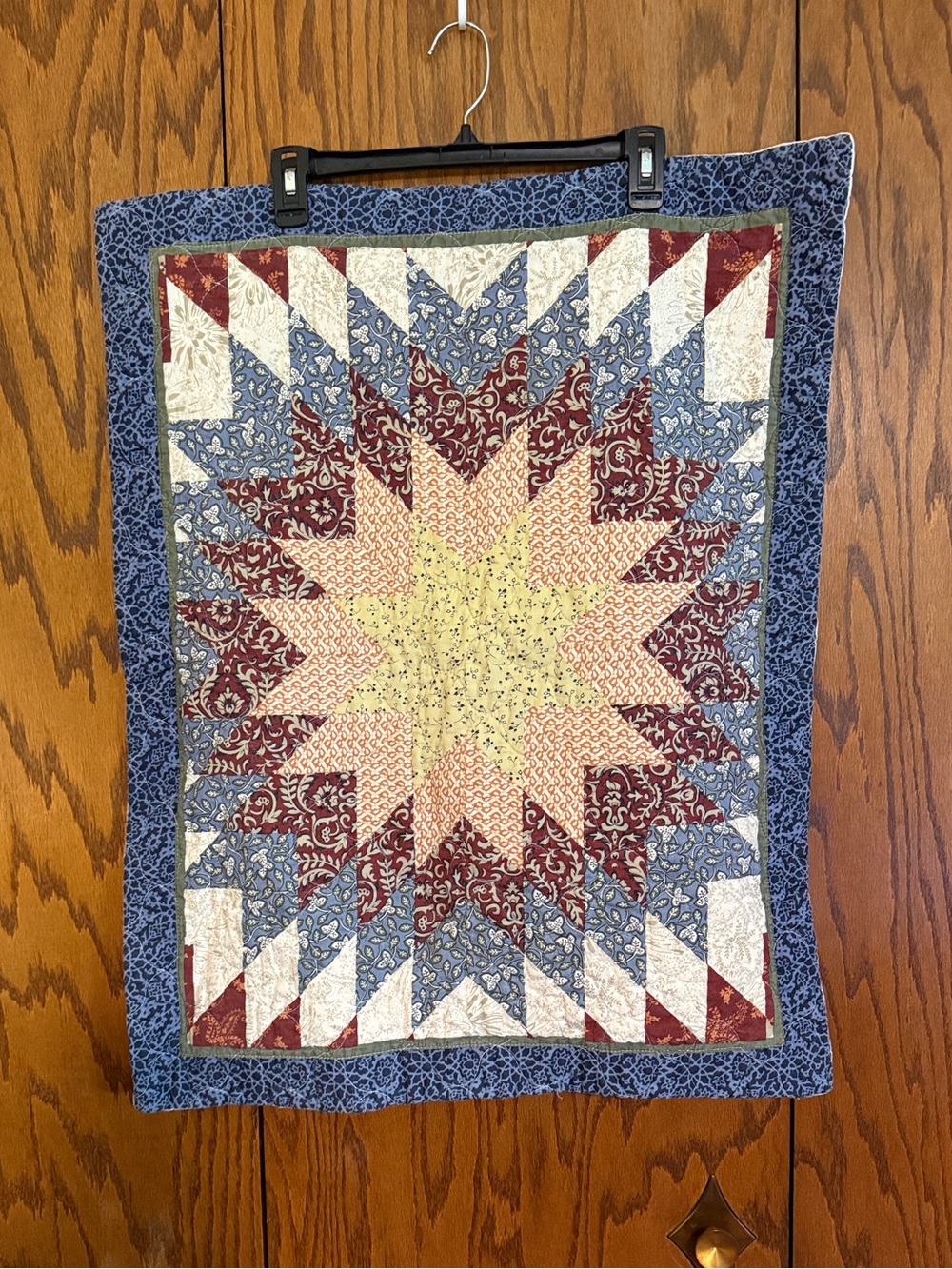Country Living Set of 2 Quilted Patchwork Star Wall Hangings 24x30
